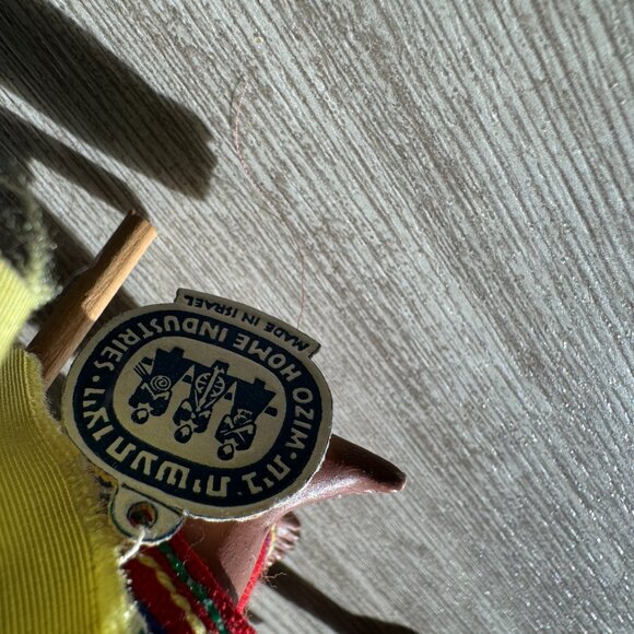 2x VTG Wizo Home Industries Woman Sitting Doing Needlepoint Handmade Doll Israel - Picture 4 of 5